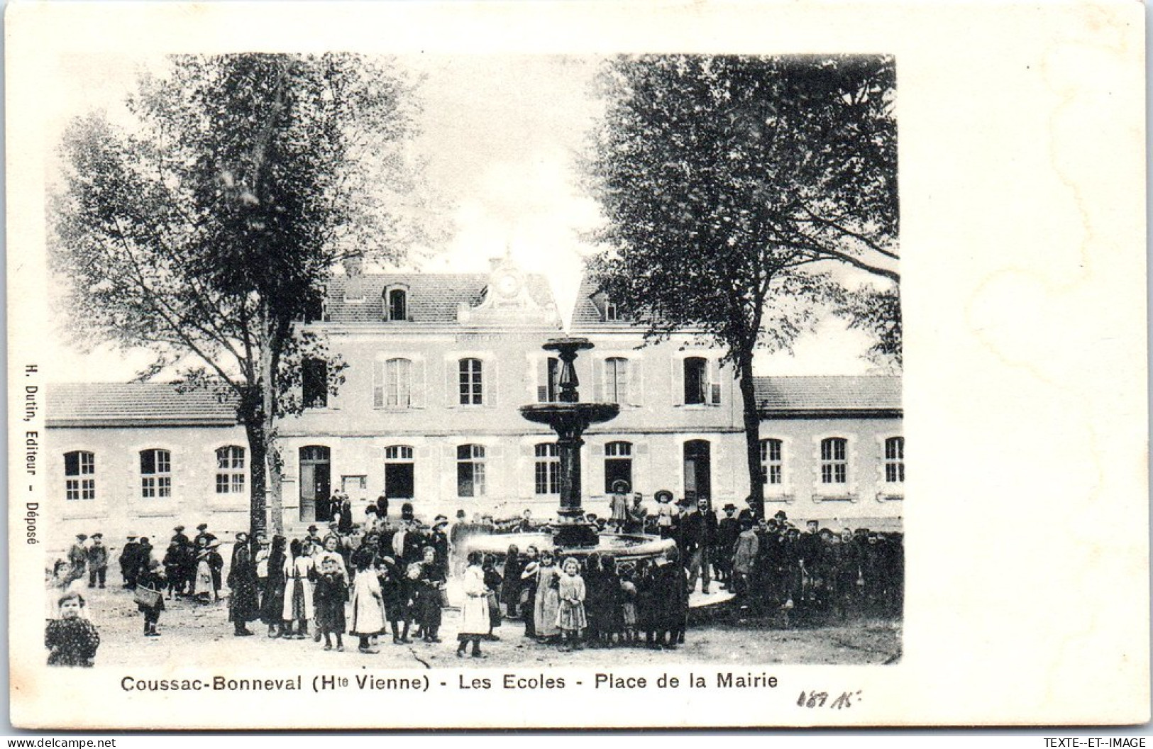 87 COUSSAC BONNEVAL - Les Ecoles - Place De La Mairie. - Otros & Sin Clasificación