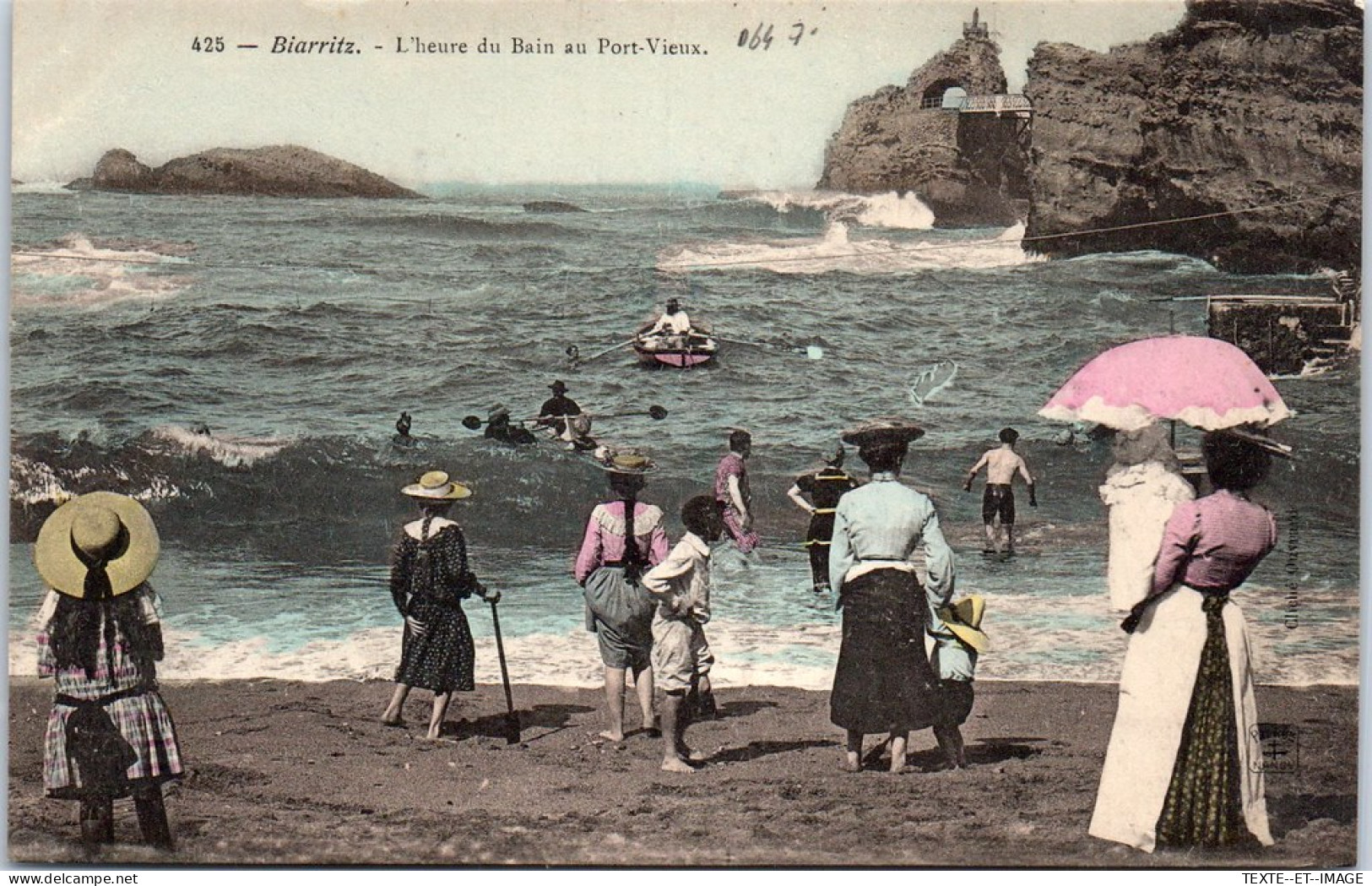64 BIARRITZ - L'heure Du Bain Au Port Vieux  - Biarritz