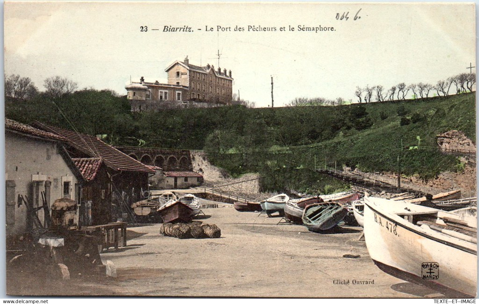 64 BIARRITZ - Le Port Des Pecheurs Et Semaphore. - Biarritz