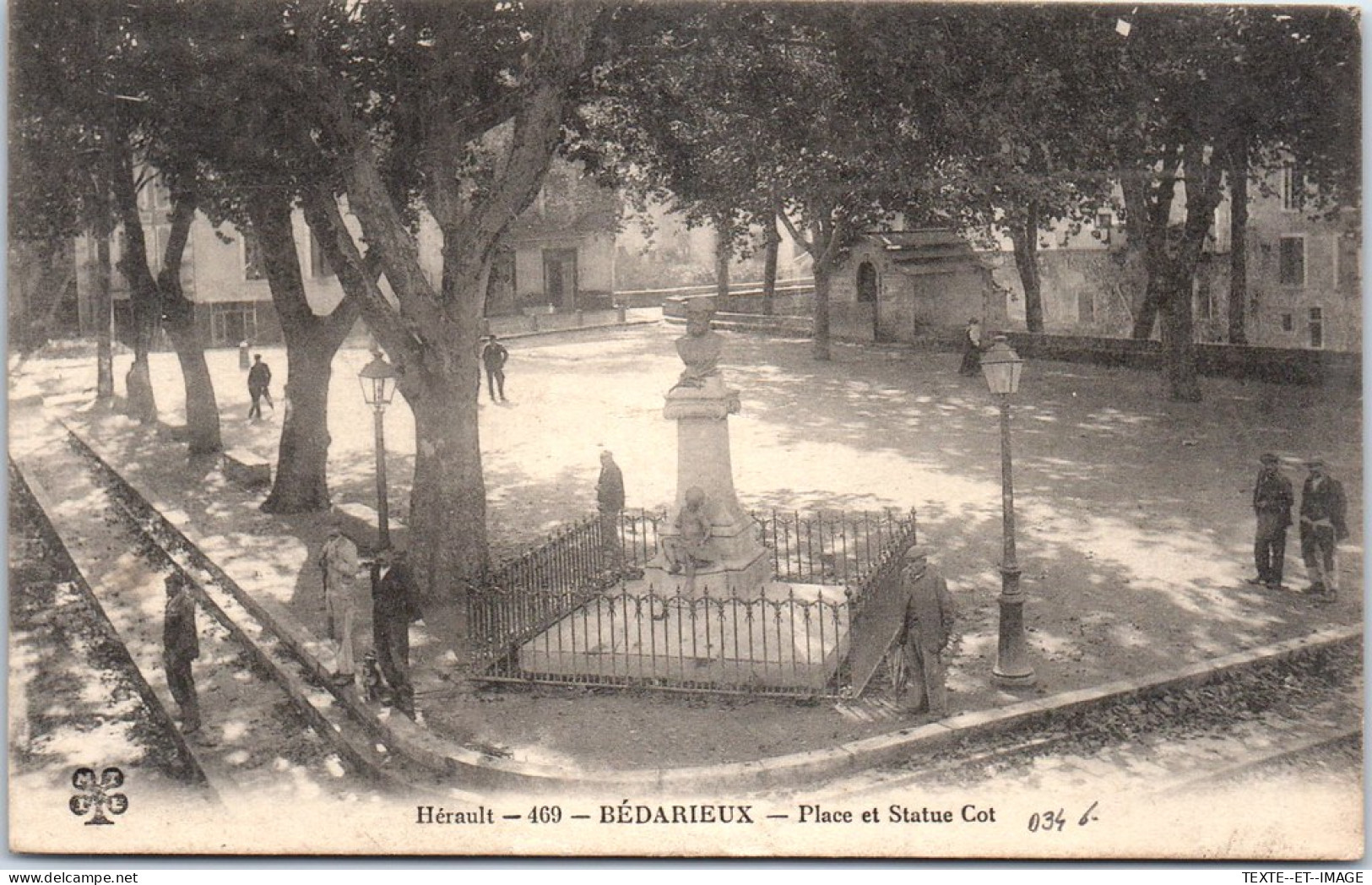 34 BEDARIEUX - La Place Et Statue Cot. - Autres & Non Classés