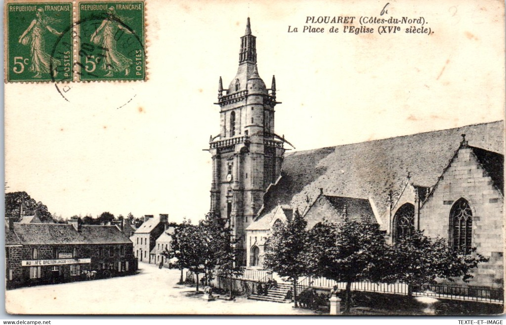 22 PLOUARET - La Place De L'eglise (XVIe Siecle) - Plouaret