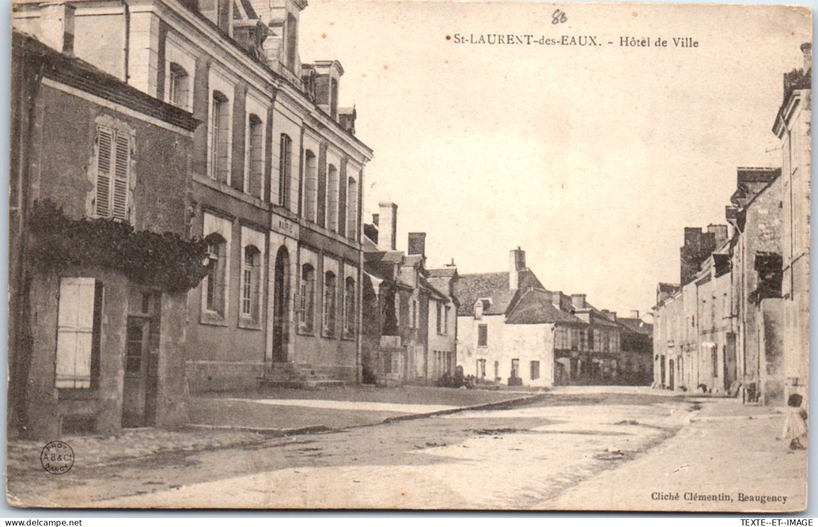 41 SAINT LAURENT DES EAUX - Hotel De Ville (mairie) - Sonstige & Ohne Zuordnung