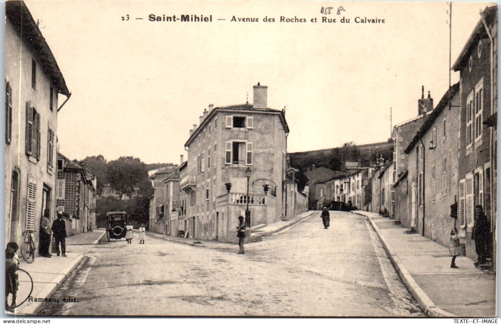 55 SAINT MIHIEL - Avenue Des Roches & Rue Du Calvaire  - Saint Mihiel