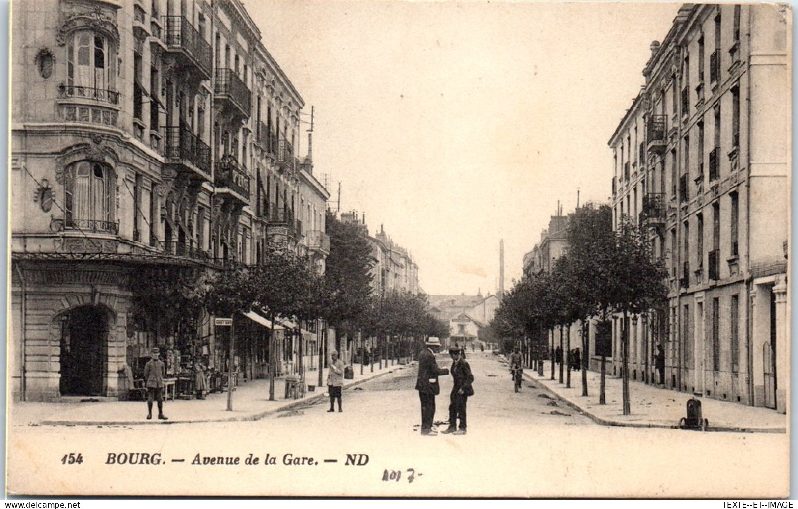 01 BOURG - Vue De L'avenue De La Gare. - Other & Unclassified