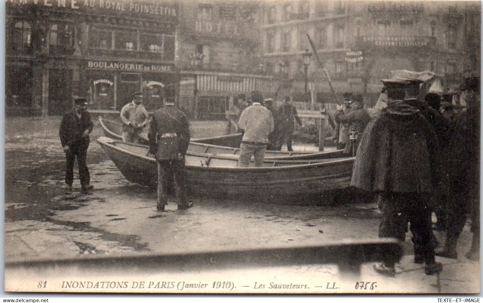 75 PARIS - CRUE DE 1910 - Les Sauveteurs  - De Overstroming Van 1910