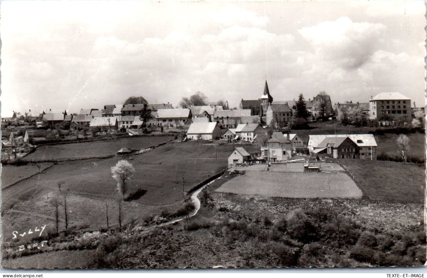 63 LARODDE - Vue Generale De La Commune  - Autres & Non Classés