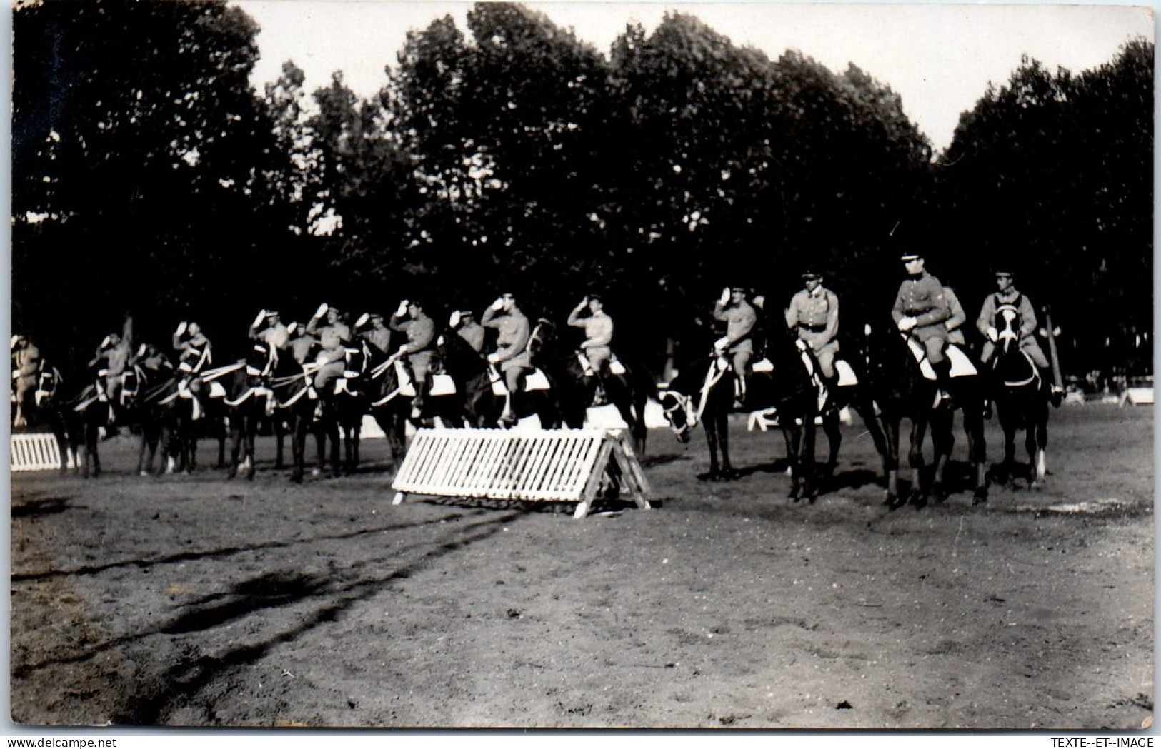 51 REIMS - CARTE PHOTO - Fete 23e Dragon 1920, Carrousel  - Reims