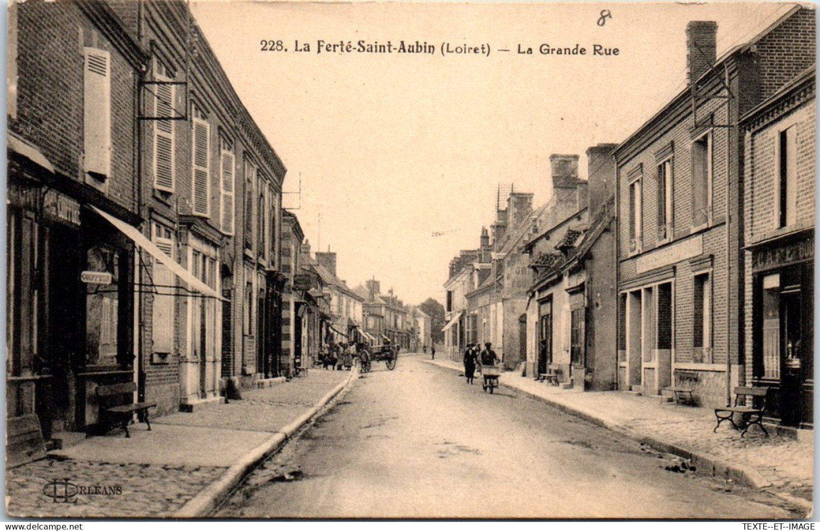 45 LA FERTE ST AUBIN - La Grande Rue, Les Commerces. - La Ferte Saint Aubin