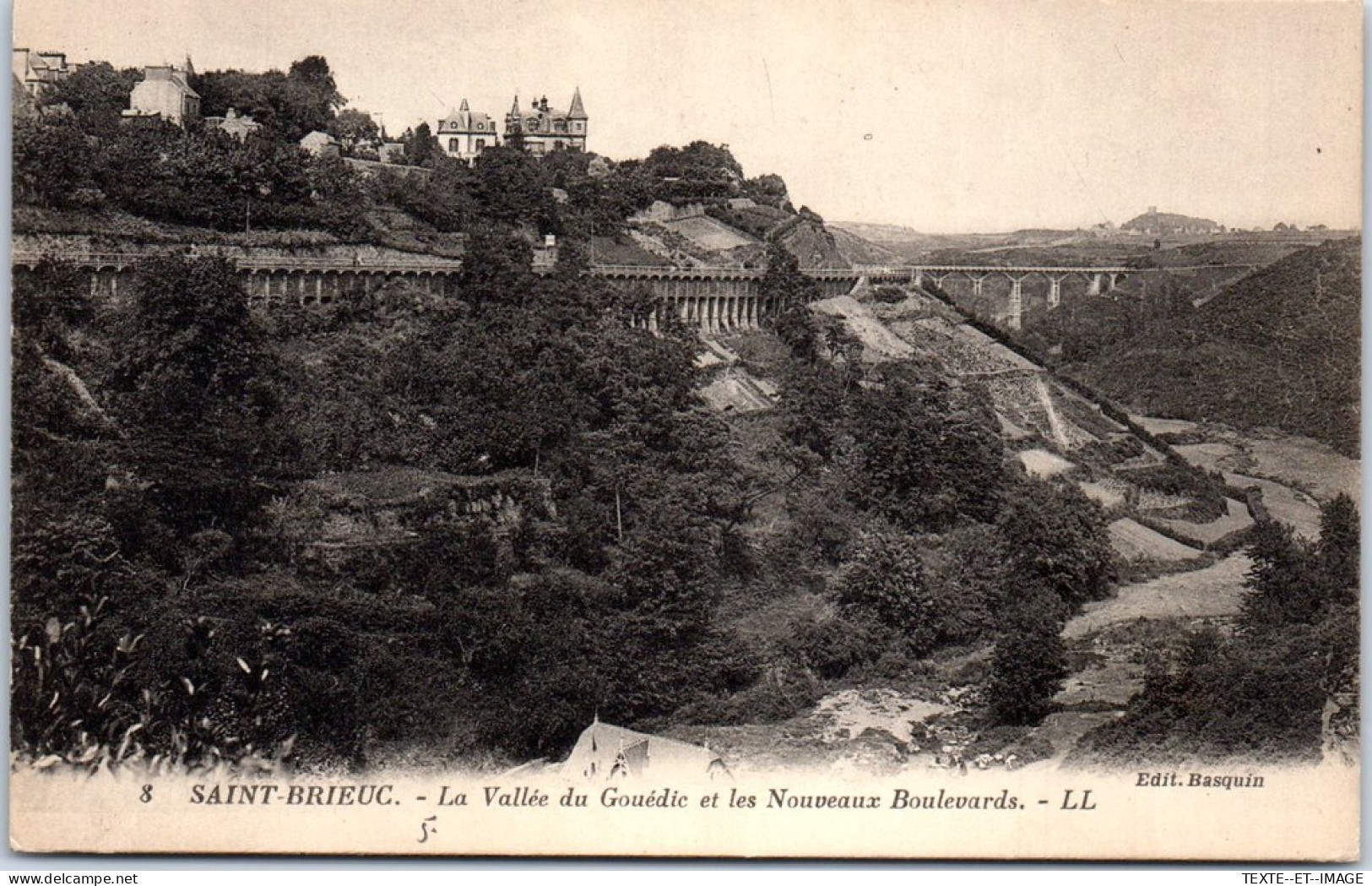 22 SAINT BRIEUC - Vallee Du Gouedic, Et Les Blds  - Saint-Brieuc