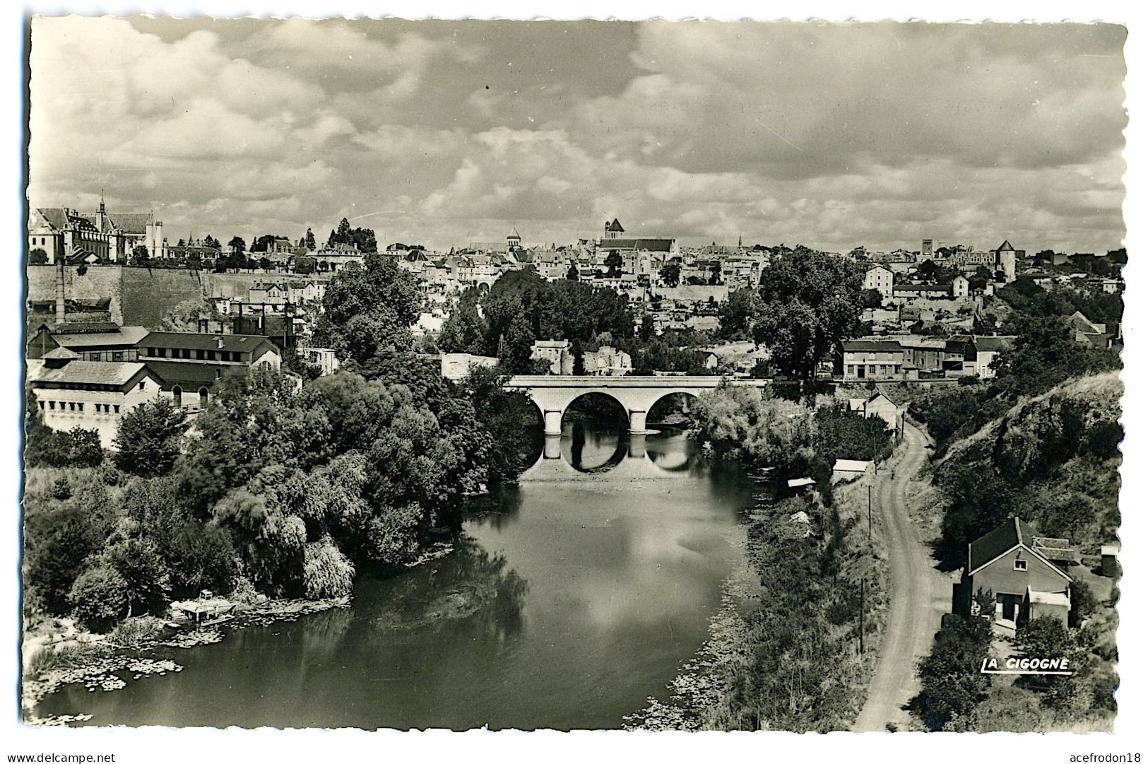 Thouars - Vue Générale Et Le Pont Neuf - Thouars