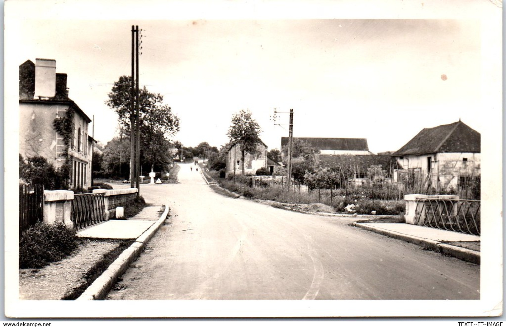 10 CHAOURCE - Rue Du Pont De Praslin  - Autres & Non Classés