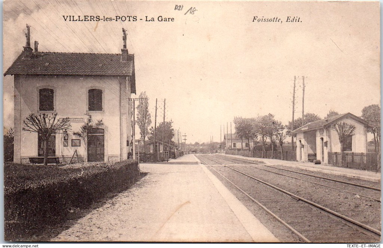 21 VILLERS LES POTS - La Gare, Les Quais  - Autres & Non Classés