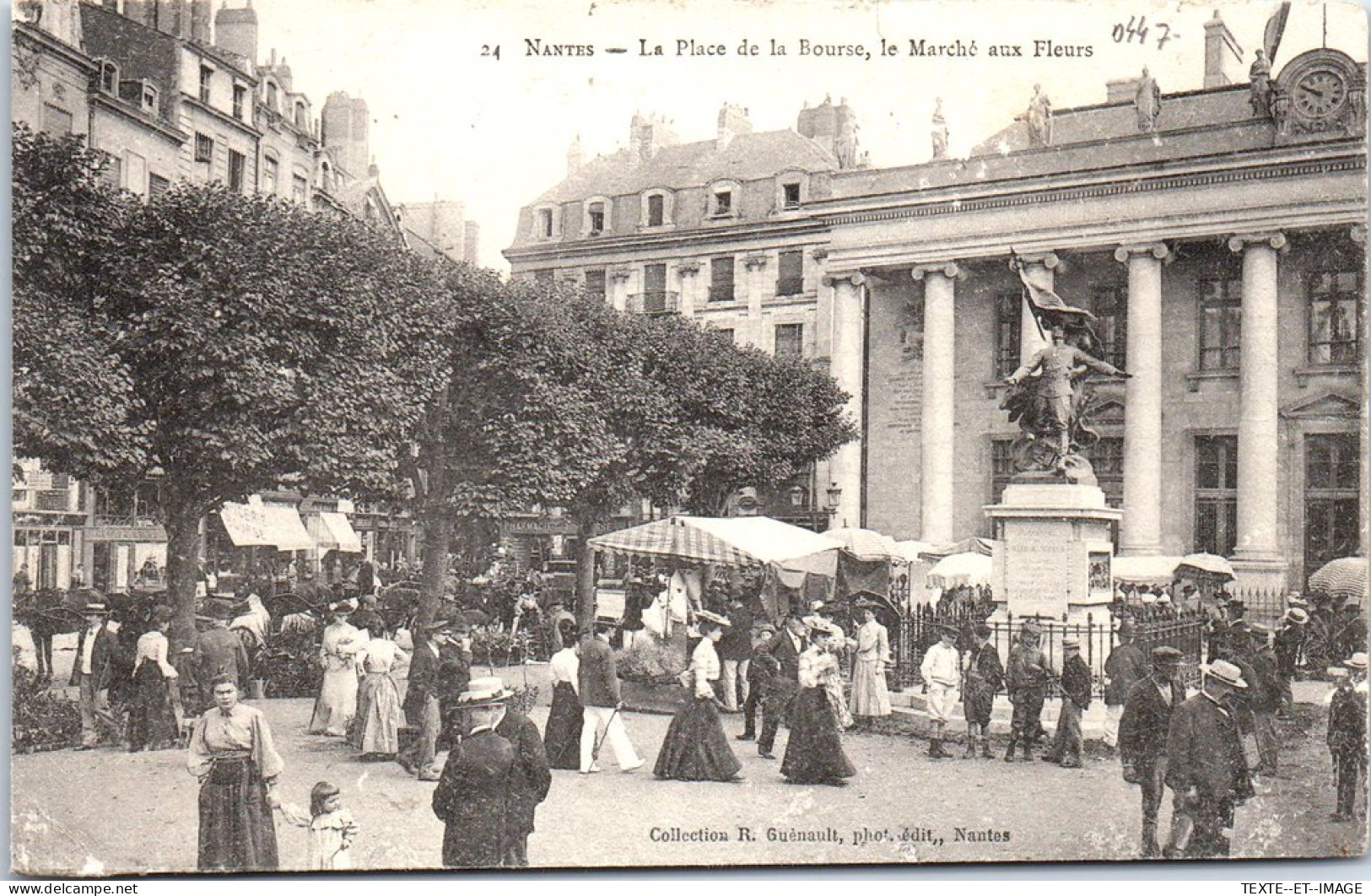 44 NANTES - Place De La Bourse & Marche Aux Fleurs. - Nantes