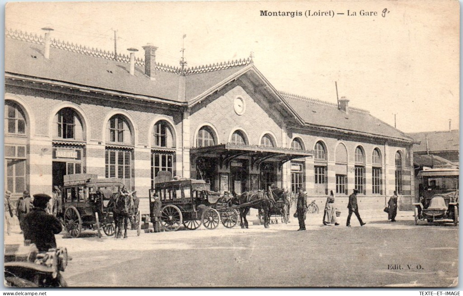 45 MONTARGIS - Vue De La Gare, Les Dilligences  - Montargis