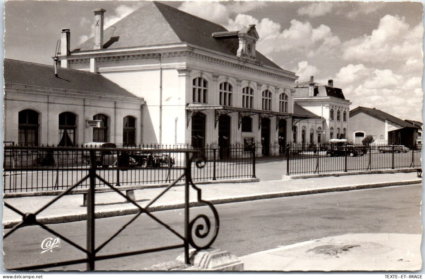 41 BLOIS - Vue De Profil De La Gare  - Blois