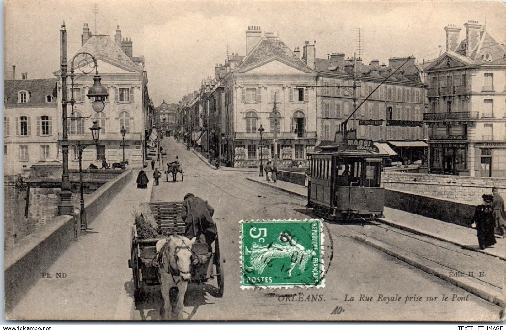 45 ORLEANS - Rue Royale Depuis Le Pont (tramway) - Orleans