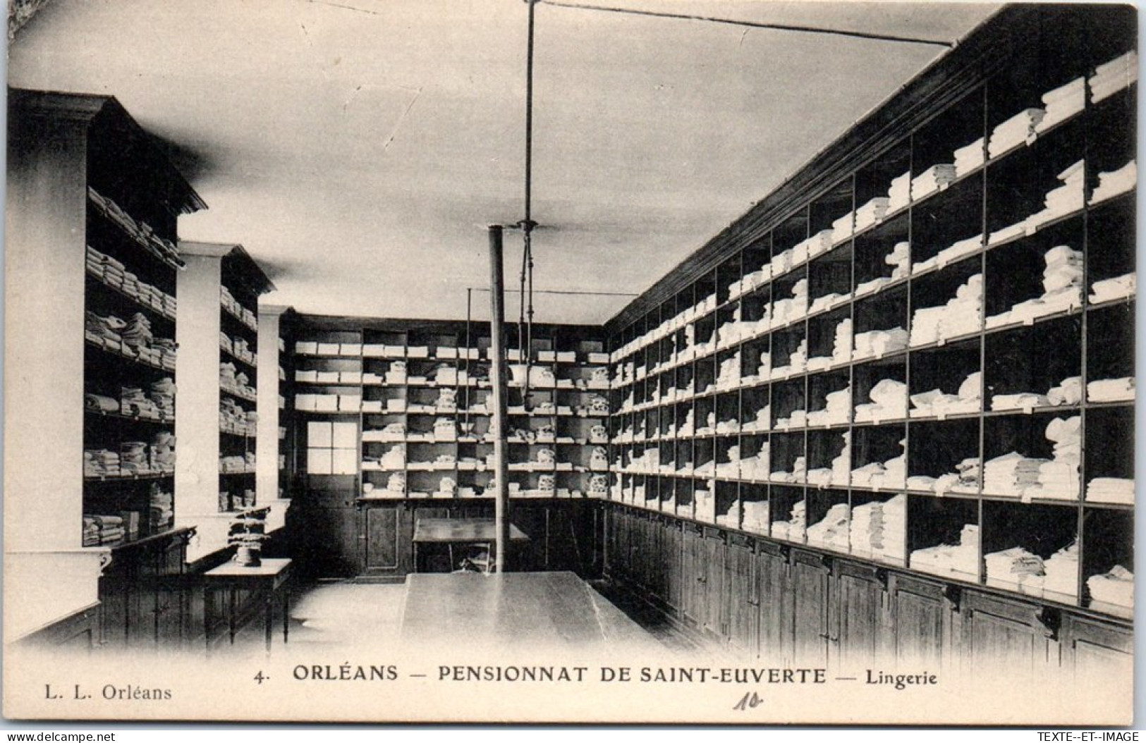 45 ORLEANS - Pensionnat St Euverte, La Lingerie. - Orleans
