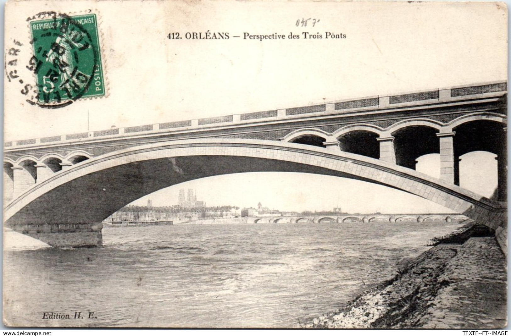 45 ORLEANS - Perspective Sur Les Trois Ponts. - Orleans
