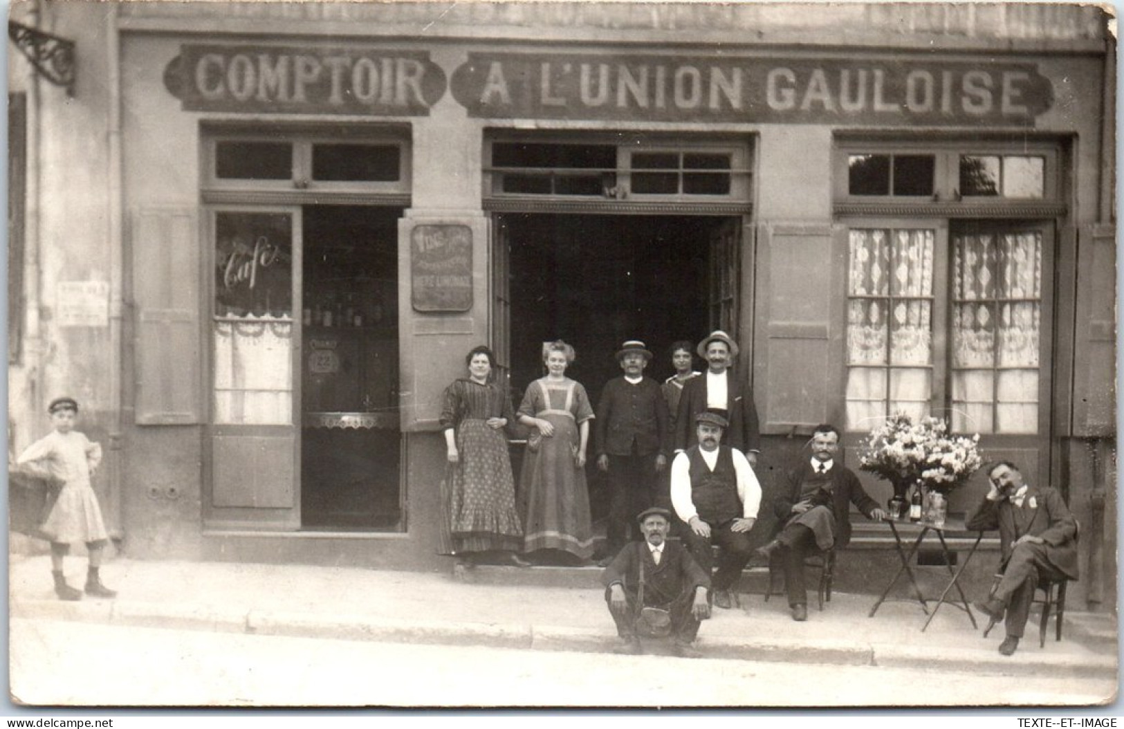 69 LYON - CARTE PHOTO - Comptoir A L'union Gauloise  - Andere & Zonder Classificatie