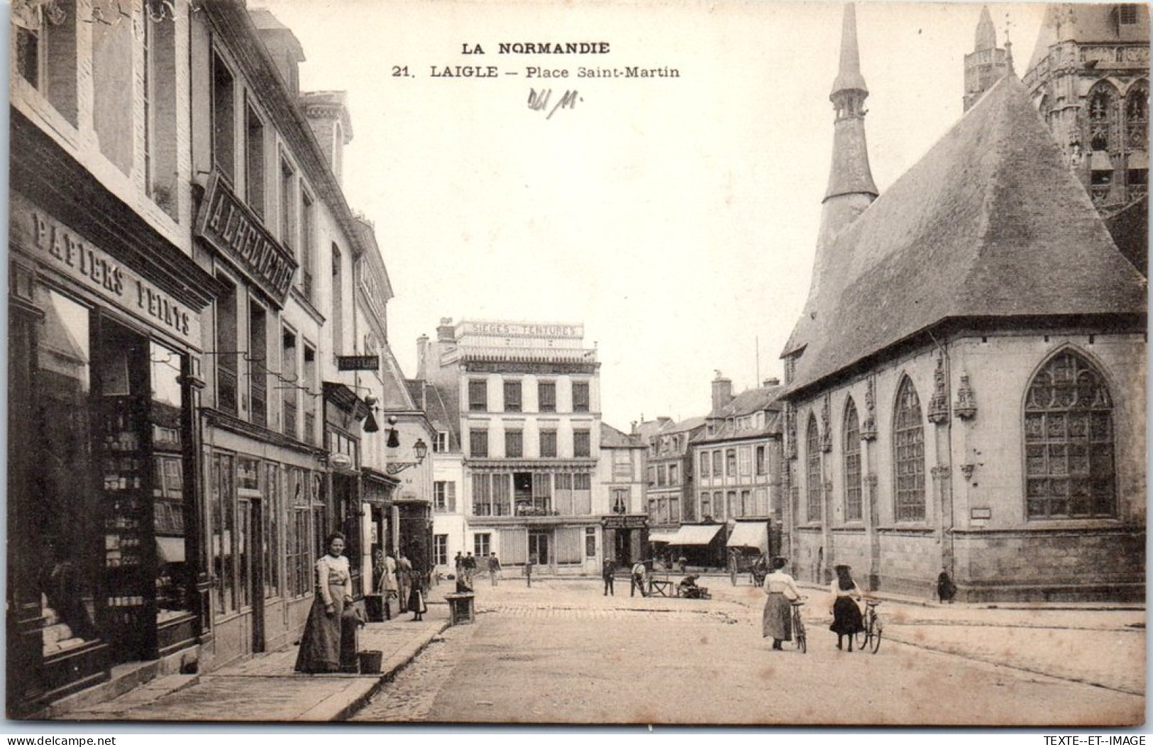 61 LAIGLE - La Place Saint Martin. - L'Aigle