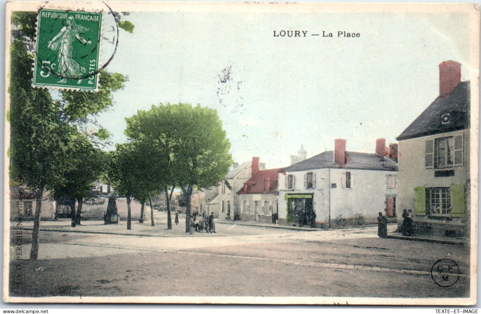 45 LOURY - La Place Au Centre Du Village  - Other & Unclassified