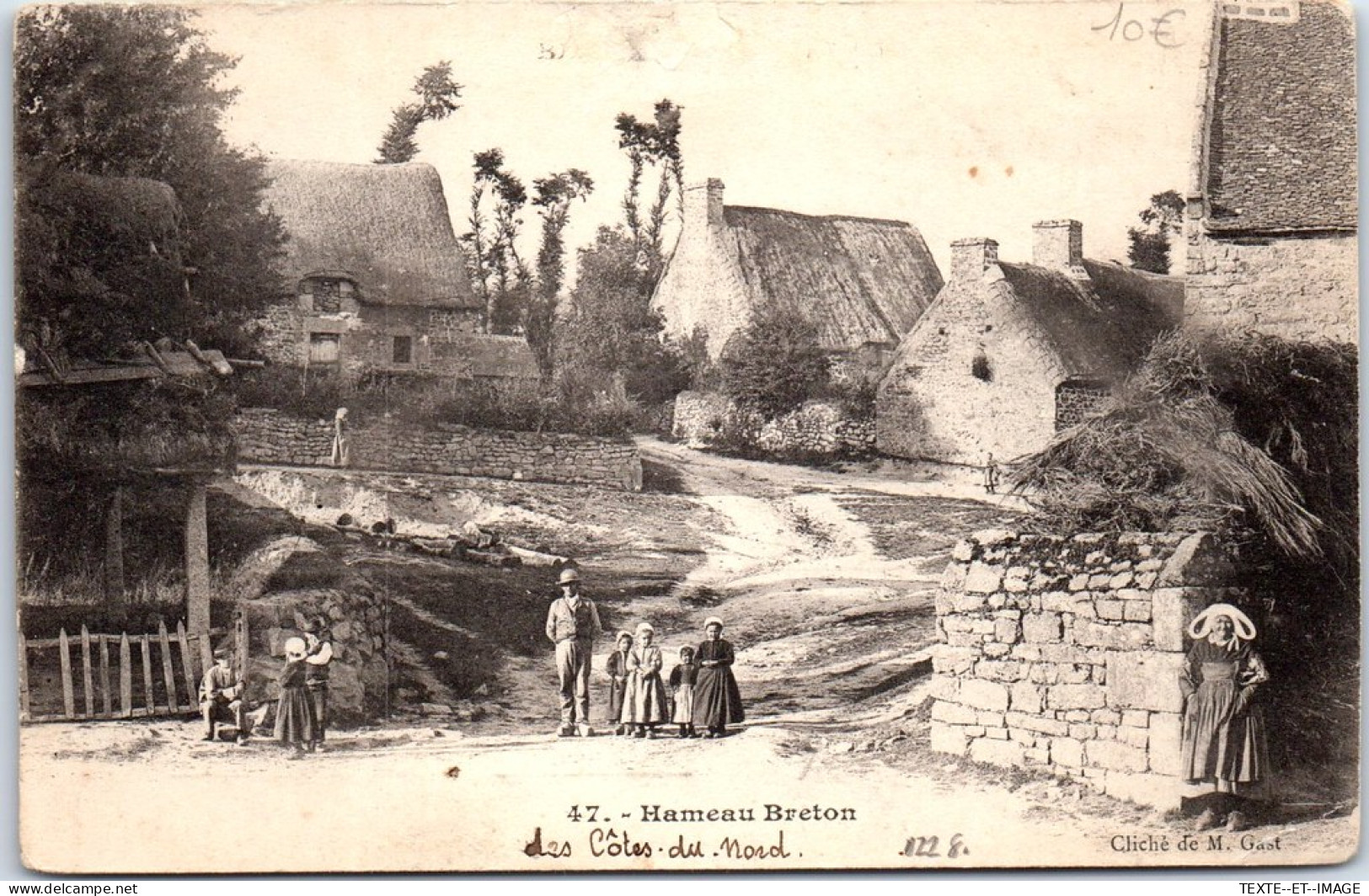 22 Un Hameau Breton Des Cotes Du Nord  - Other & Unclassified