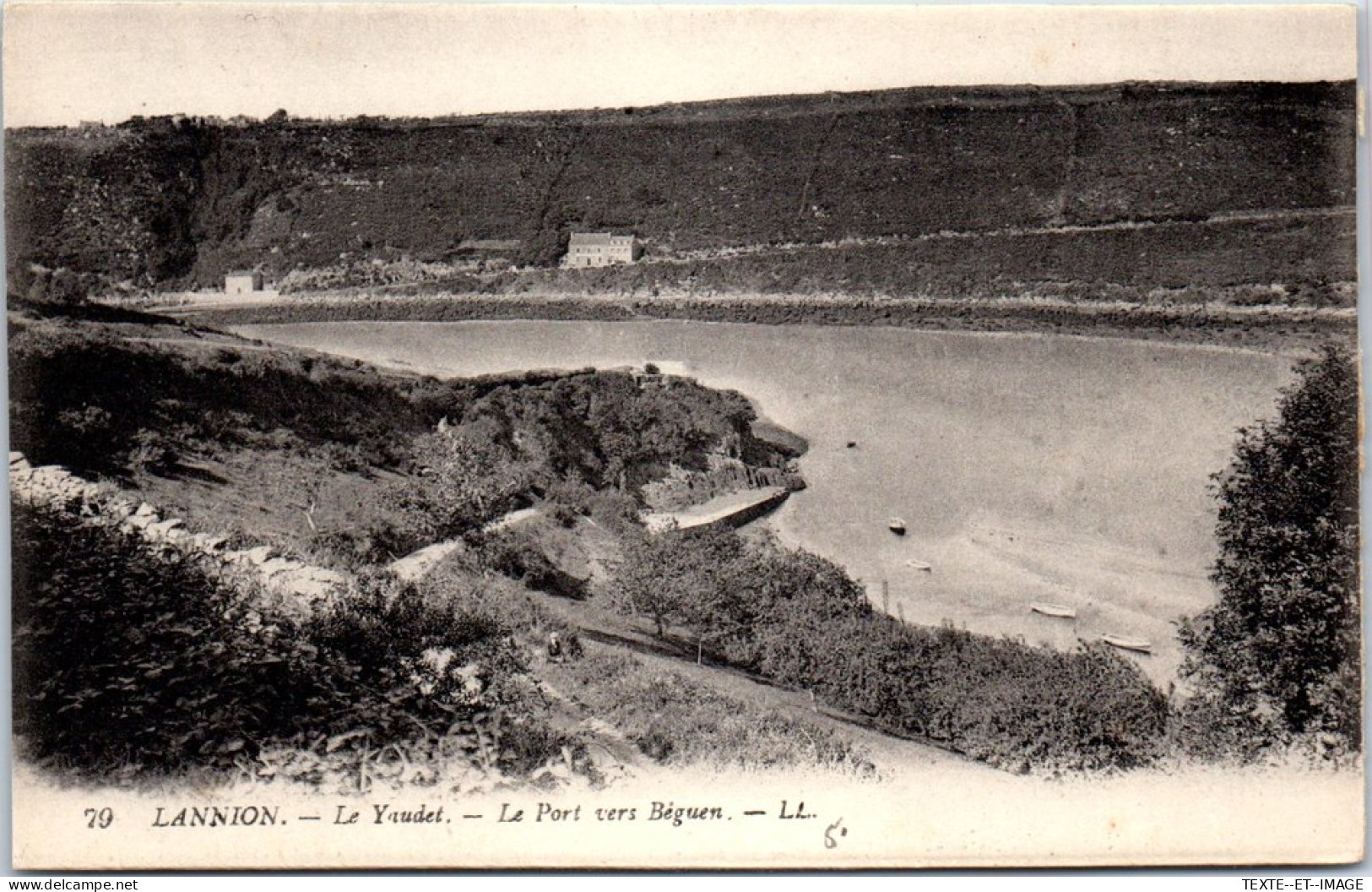 22 LANNION - Le Port Vers Beguen  - Lannion