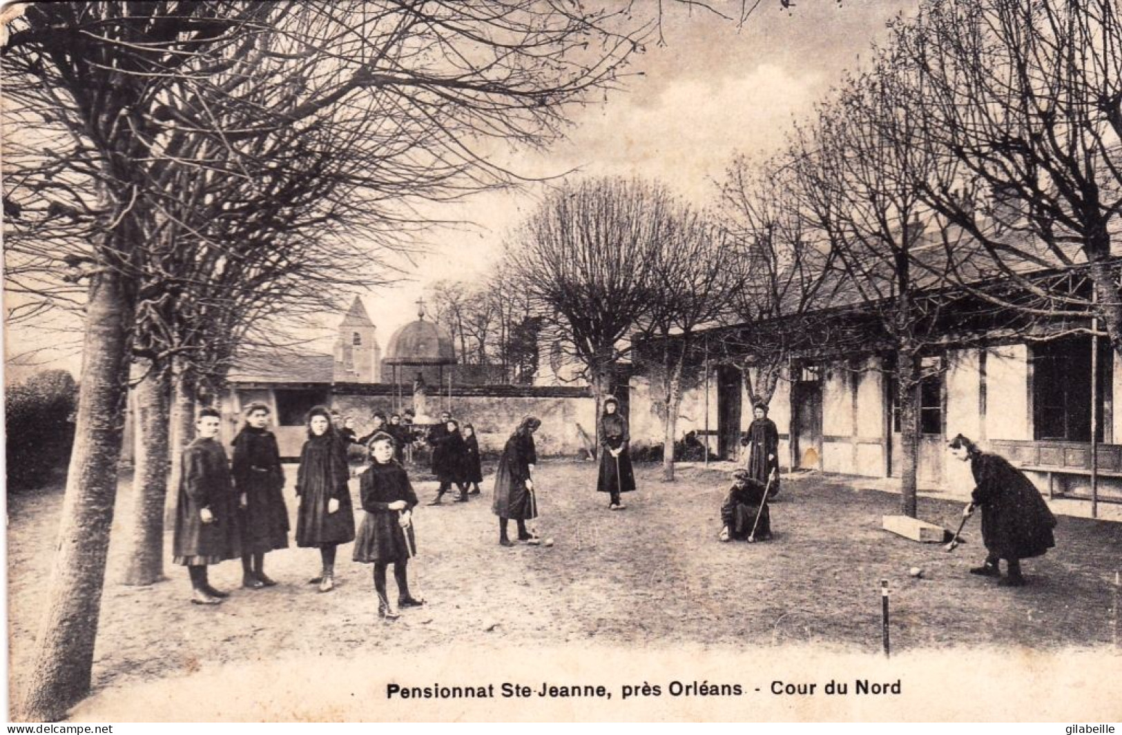 45 - Loiret -pres ORLEANS - Pensionnat Sainte Jeanne - Cour Du Nord - Jeu De Croquet - Orleans