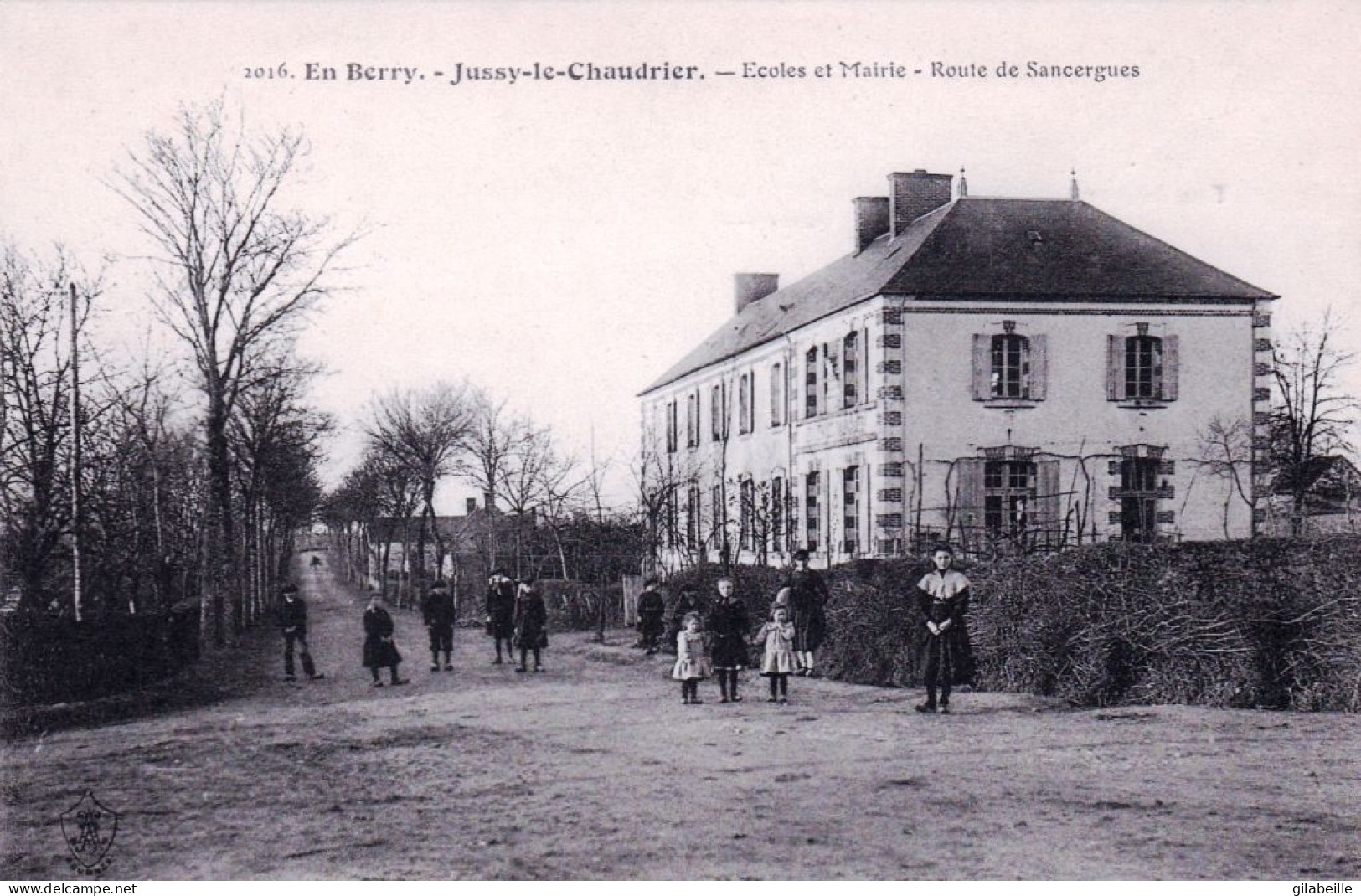 18 - Cher -  JUSSY Le CHAUDRIER - Ecole Et Mairie - Route De Sancergues - Autres & Non Classés