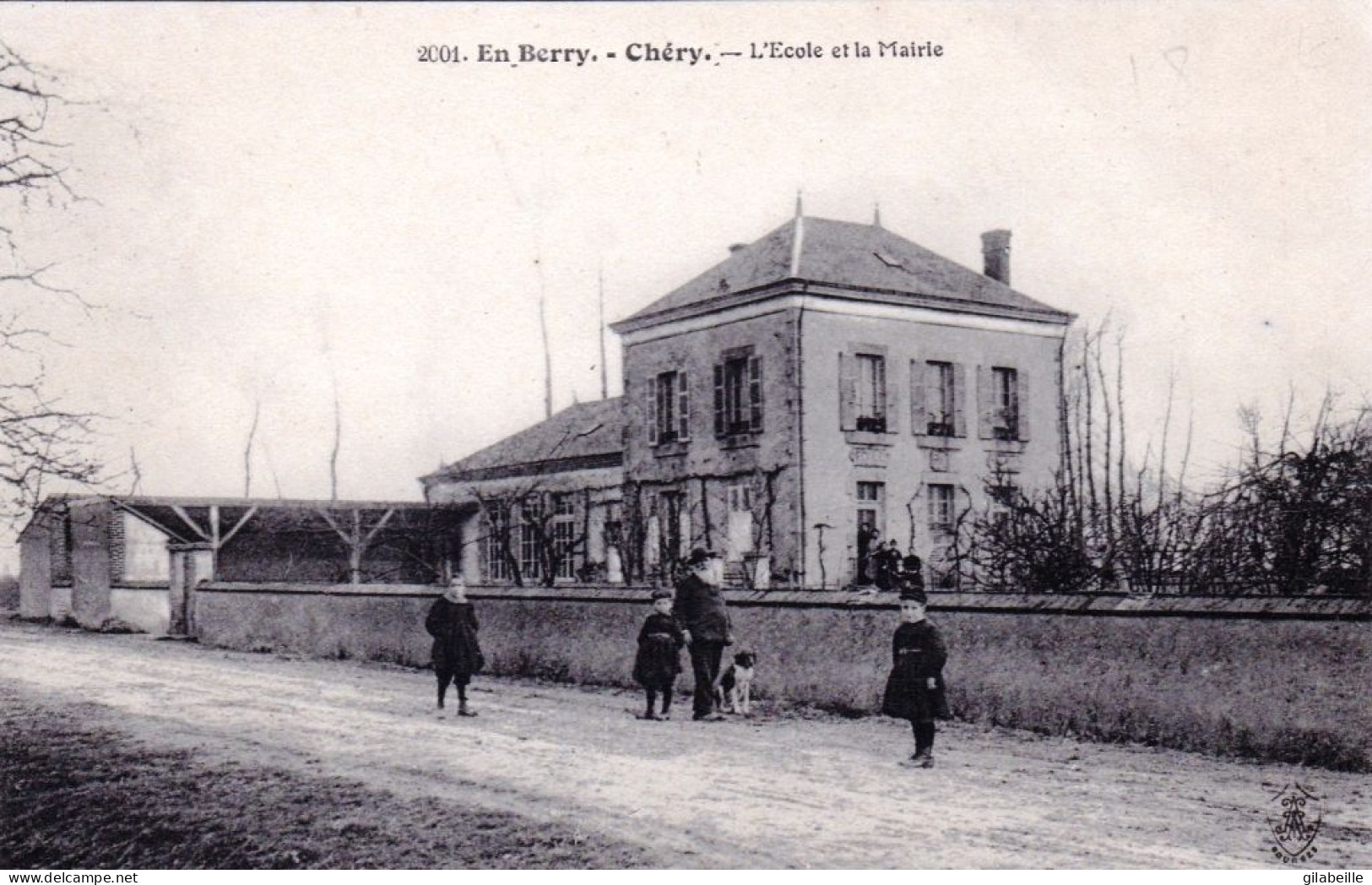 18 - Cher -  En Berry - CHERY - L Ecole Et La Mairie - Sonstige & Ohne Zuordnung