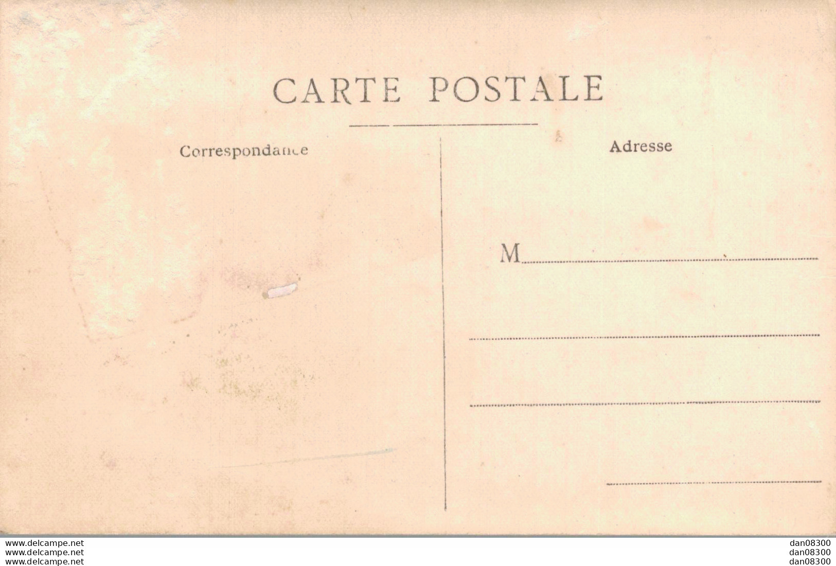 CARTE PHOTO NON IDENTIFIEE REPRESENTANT UNE JEUNE FEMME - A Identificar