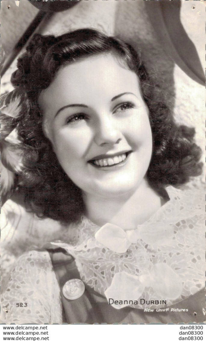 DEANNA DURBIN 4/12/21 17/04/13 CANADO FRANCAISE  CHANTEUSE ET ACTRICE DE COMEDIE MUSICALE MIS FIN A SA CARRIERE A 28 ANS - Entertainers