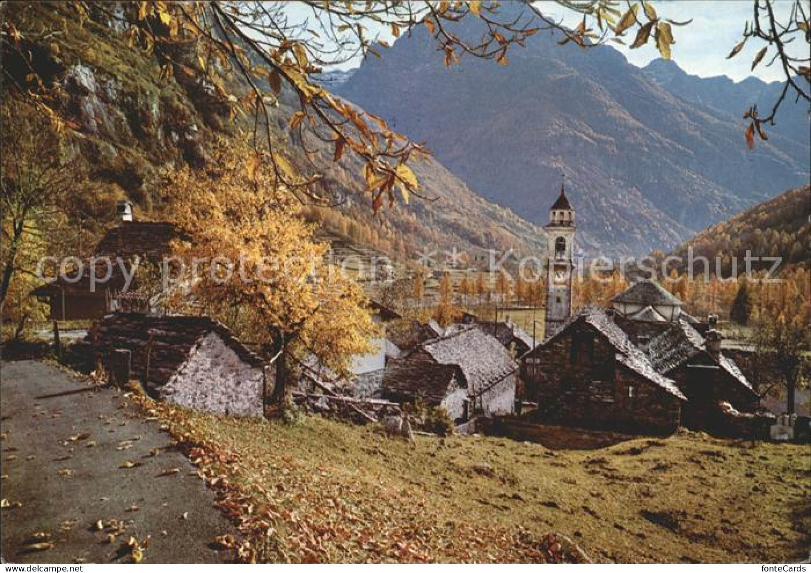 11877226 Sonogno Dorfpartie Mit Kirche Sonogno - Sonstige & Ohne Zuordnung