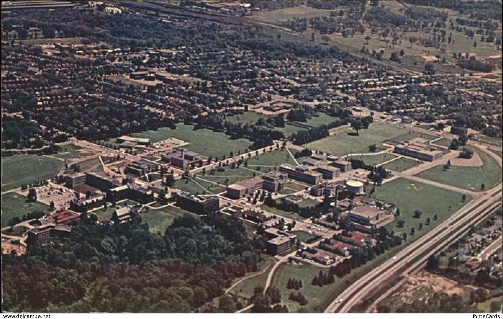 11316659 Hamilton Ontario Aerial View Of McMaster University Hamilton - Unclassified