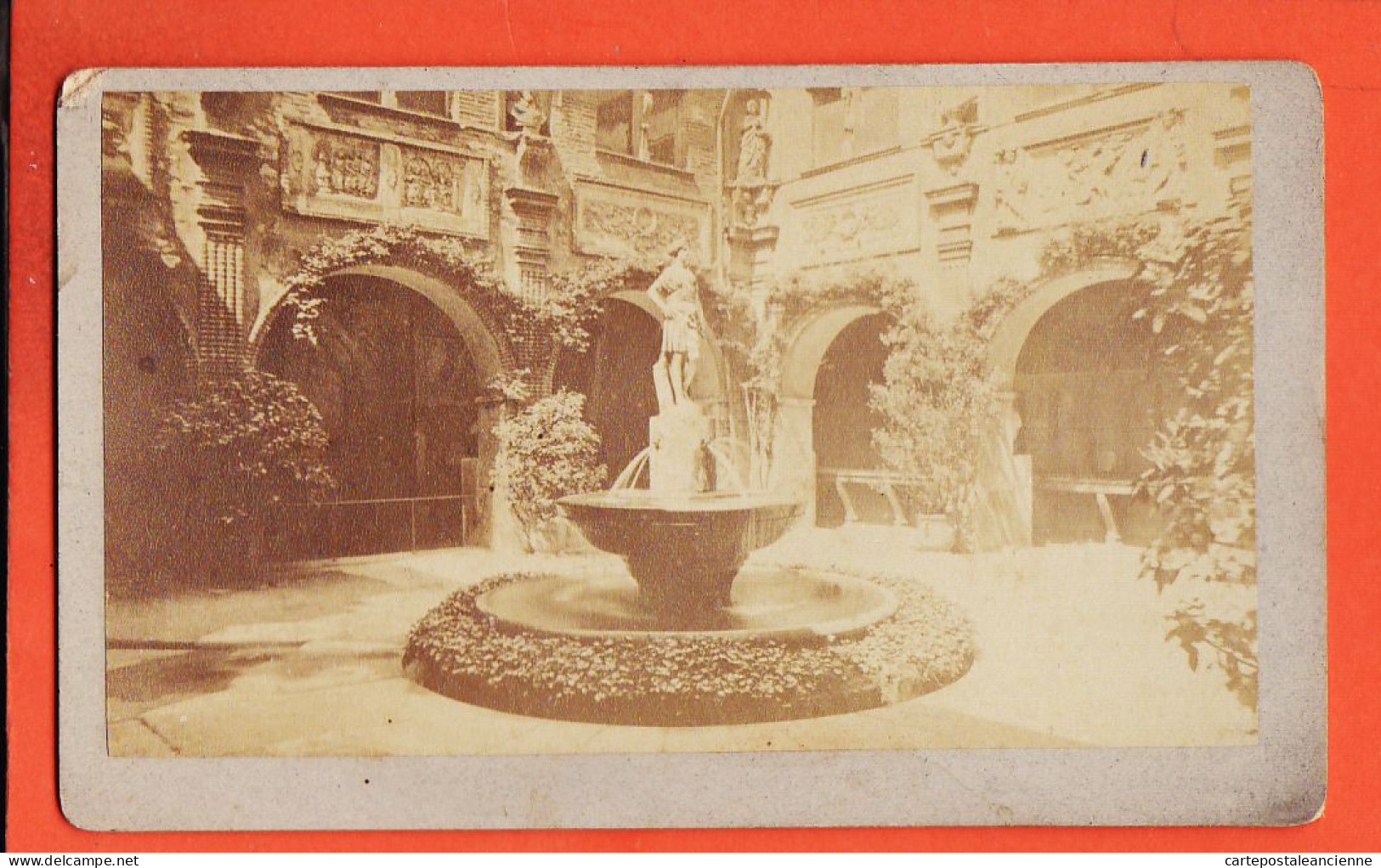 31174 / Photo CDV TOULOUSE 31-Haute Garonne ● Fontaine Cour  Intérieure Du Musée 1880s ● Photographie XIXe - Ancianas (antes De 1900)