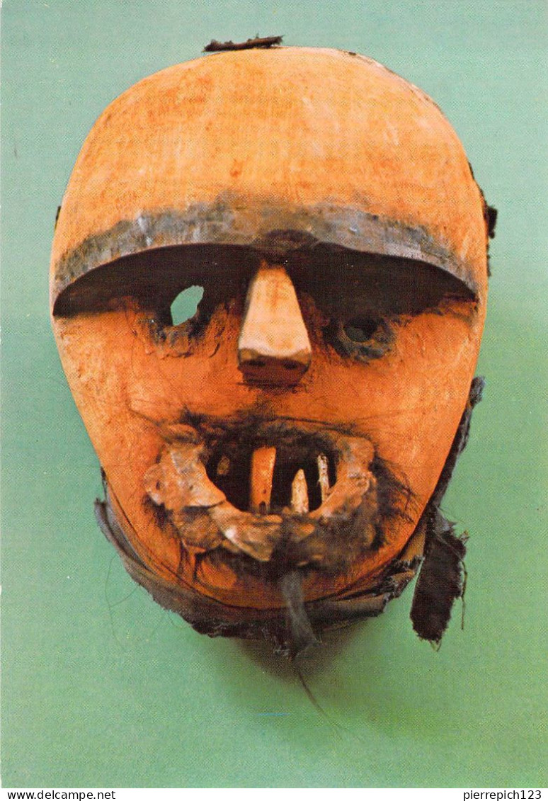 Libreville - Musée Des Arts Et Traditions - Masque ékwétékwété Des Mitsogho - Gabon