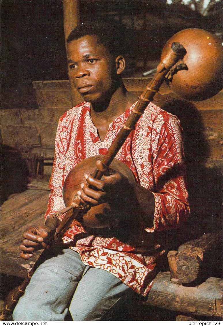 Gabon - Joueur De Mvet - Gabón