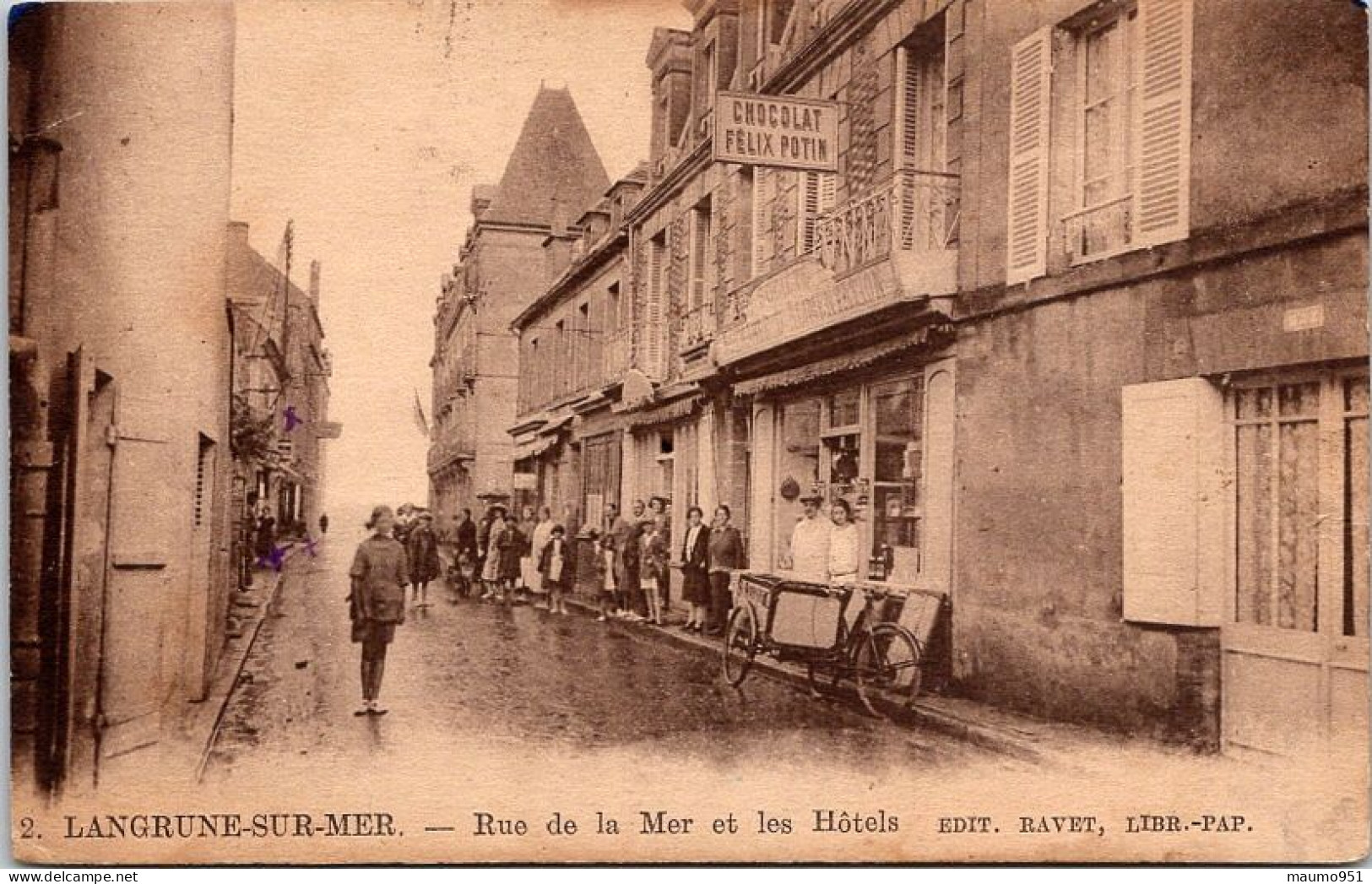 14 - LANGRUNE SUR MER  RUE DE LA MER ET LES HOTELS - Andere & Zonder Classificatie