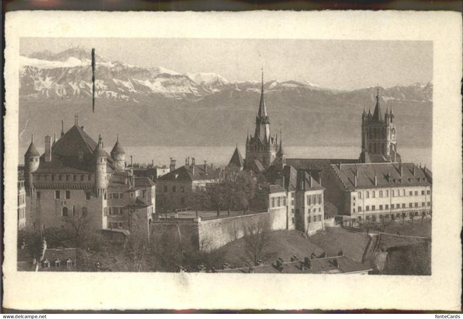 11309648 Lausanne VD Le Chateau La Cathedrale Et Les Alpes Lausanne - Andere & Zonder Classificatie