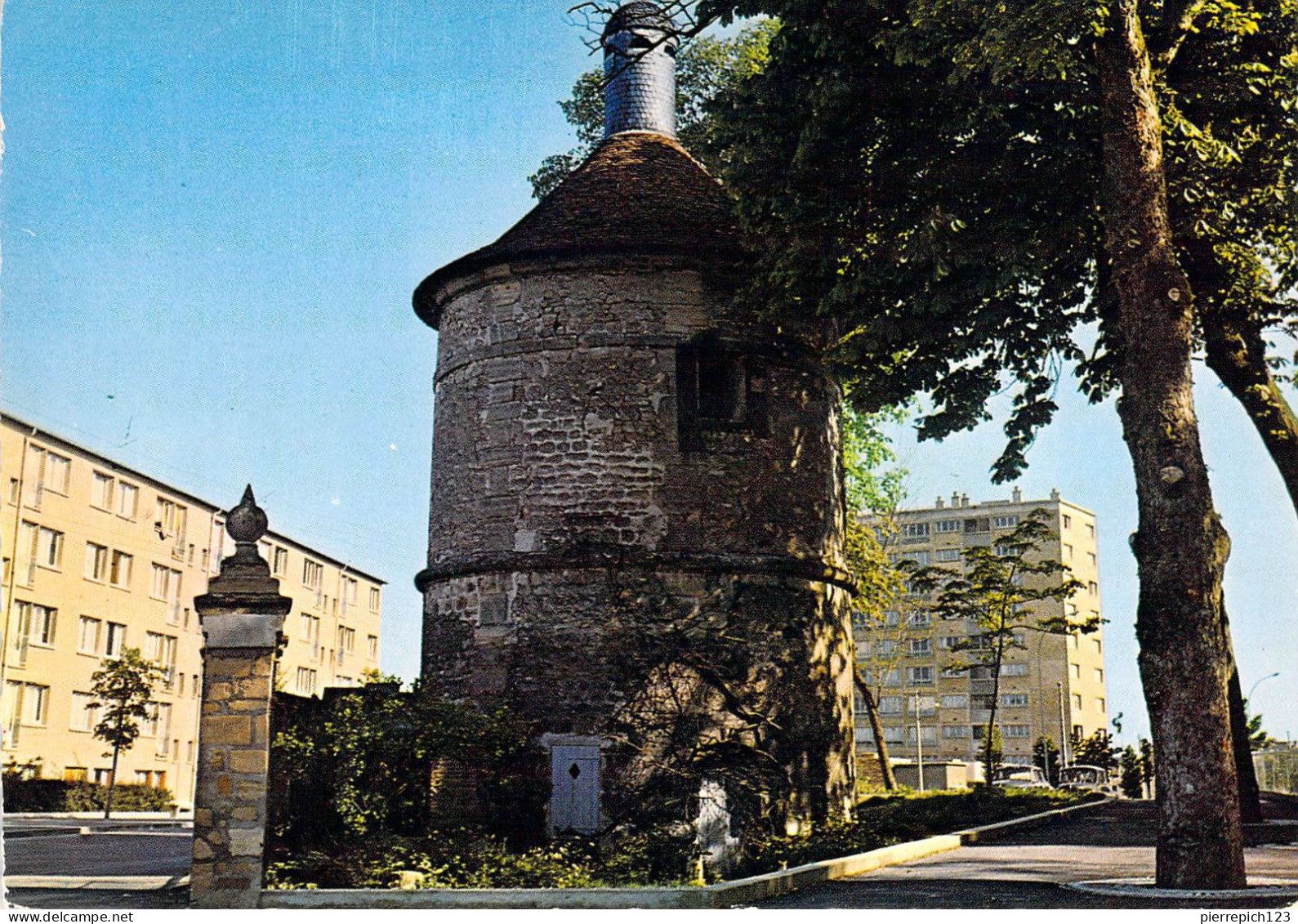 95 - Saint Ouen L'Aumône - Le Pigeonnier Du XVIIIe Siècle - Saint-Ouen-l'Aumône