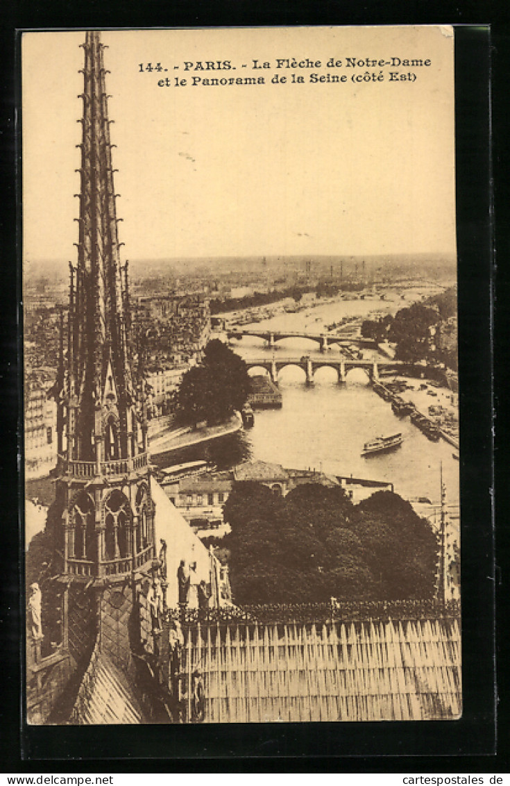 CPA Paris, La Flèche De Notre-Dame Et Le Vue Générale De La Seine (cotè Est)  - Notre Dame De Paris