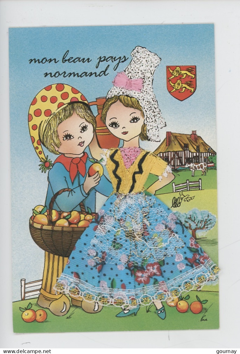 Normandie "Mon Beau Pays Normand" Couple Coiffe Panier Pommes Chaumière, Tissu Brodée Dentelle Folklore France Vierge - Embroidered