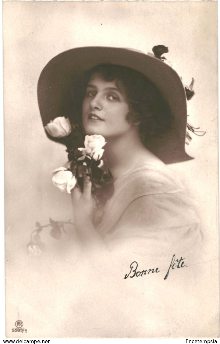 CPA Carte Postale  Belgique Bonne Fête  Une Jeune Femme Et Son Chapeau 1919  VM80694 - Altri & Non Classificati