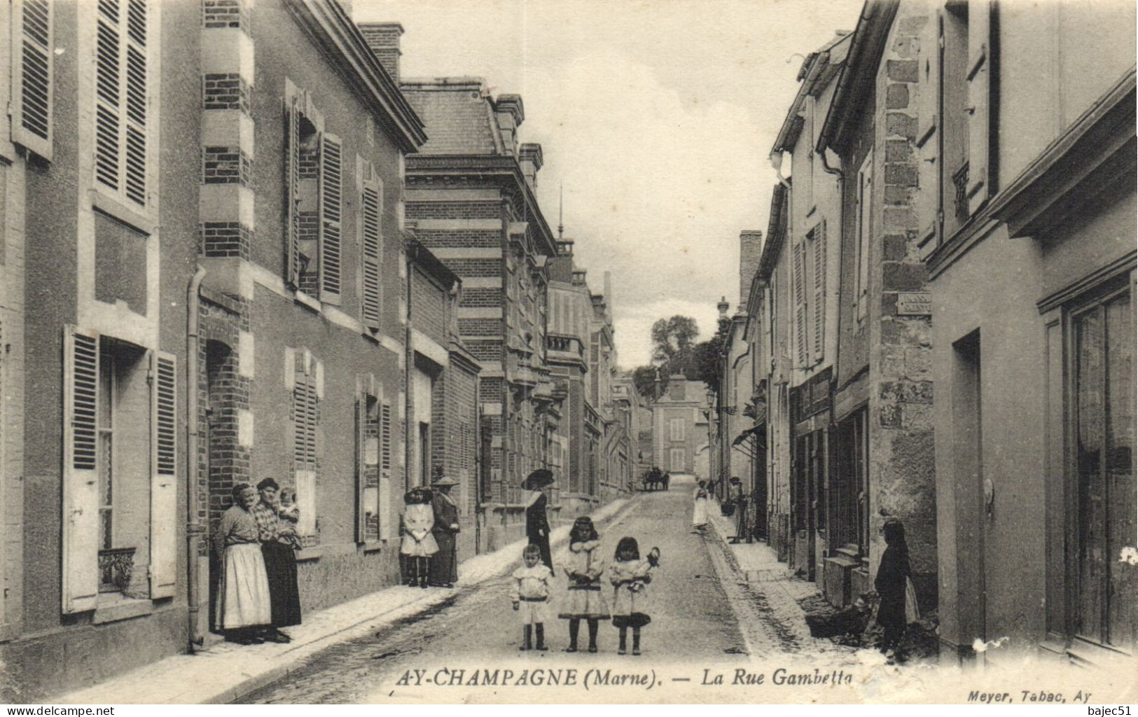 Ay - La Rue Gambetta - Ay En Champagne