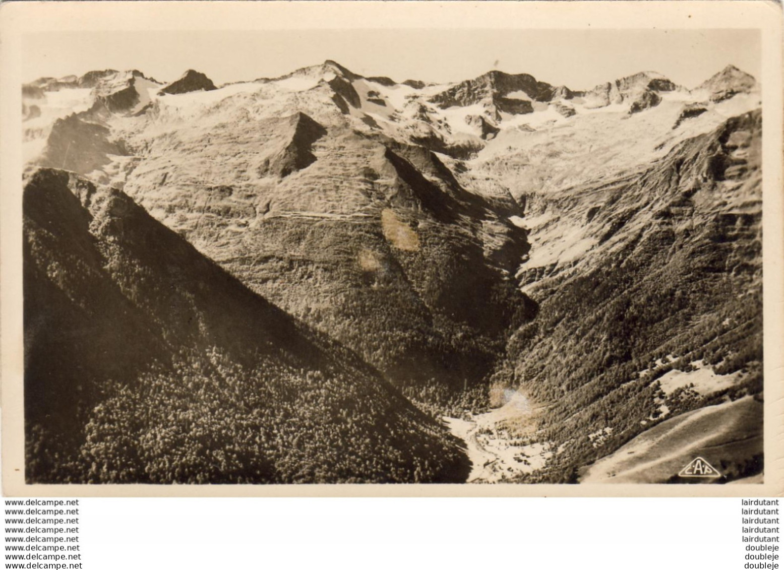 D31  LUCHON   Panorama Pris De Superbagnères Sur La Vallée Du Lys - Luchon