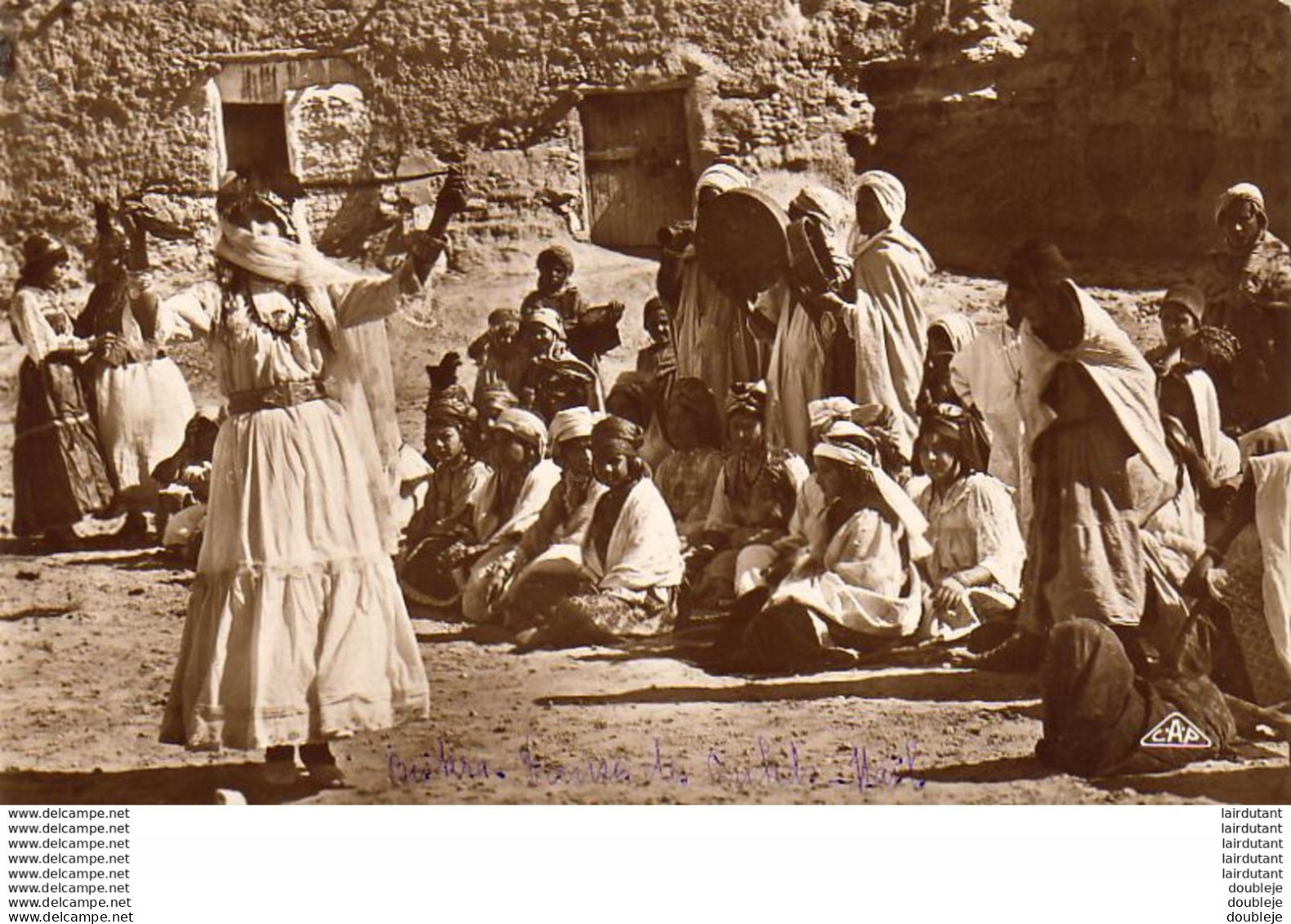 ALGERIE  BISKRA  Danse Des Ouled Naïls  ..... ( Ref H1783 ) - Biskra