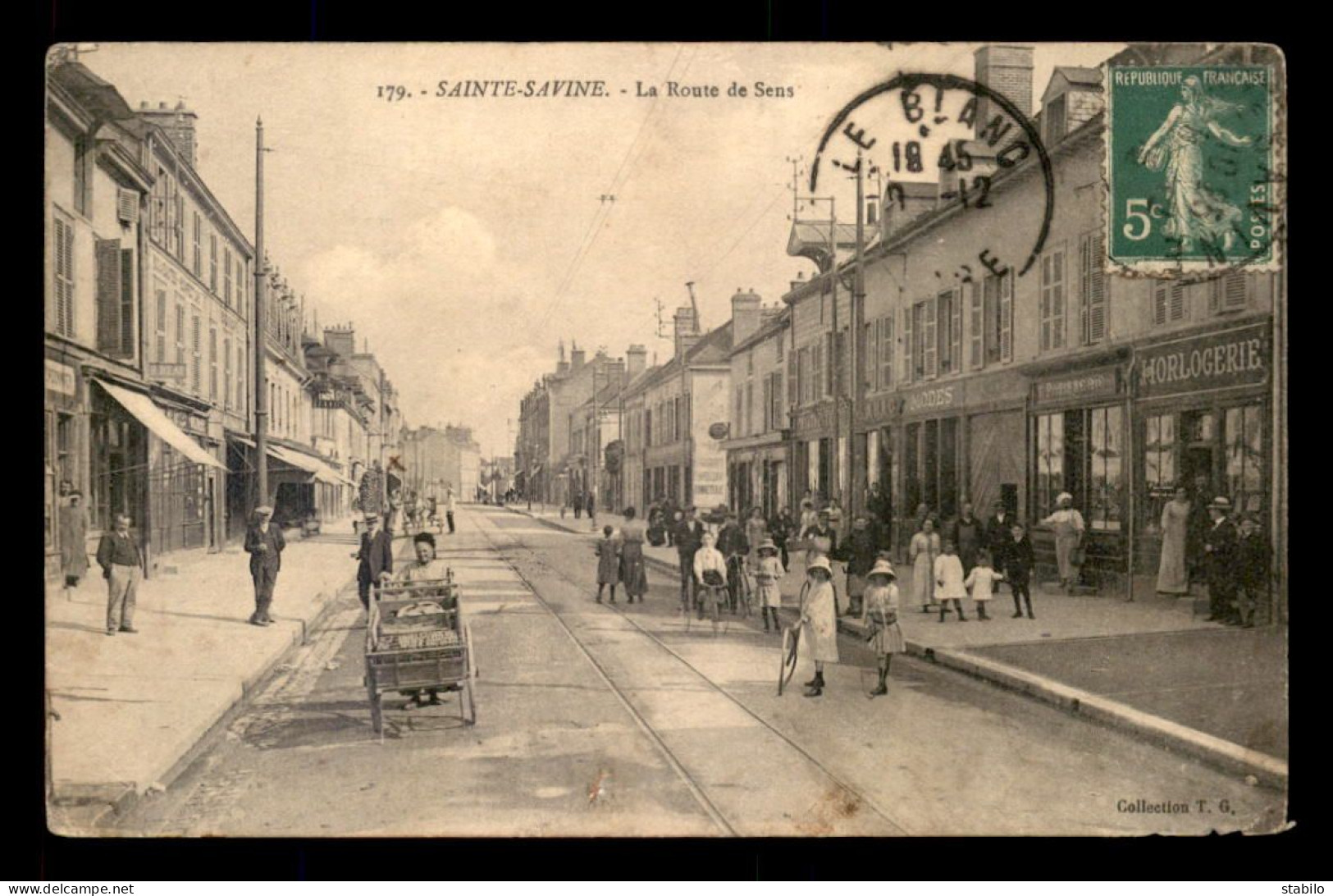 10 - STE-SAVINE - LA ROUTE DE SENS - VOIR ETAT - Autres & Non Classés