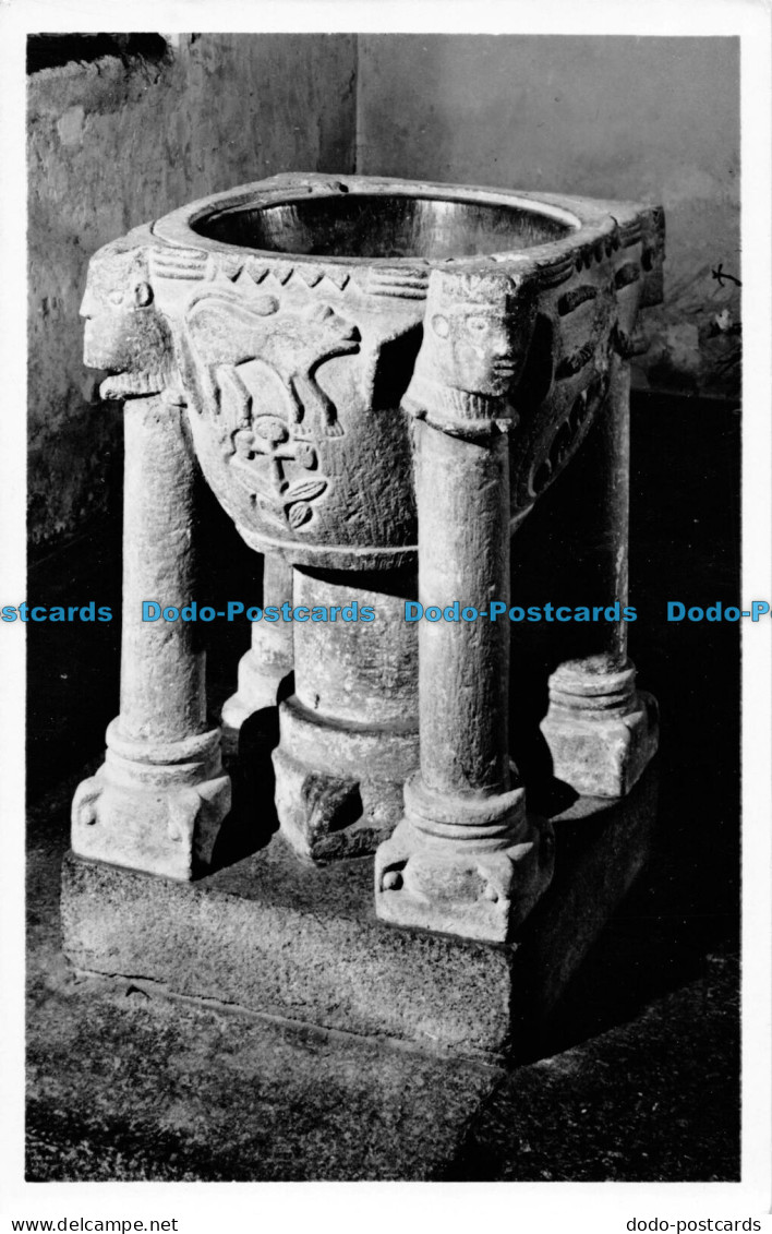 R091677 Tregony Font In St. Cubys. RP - Mundo