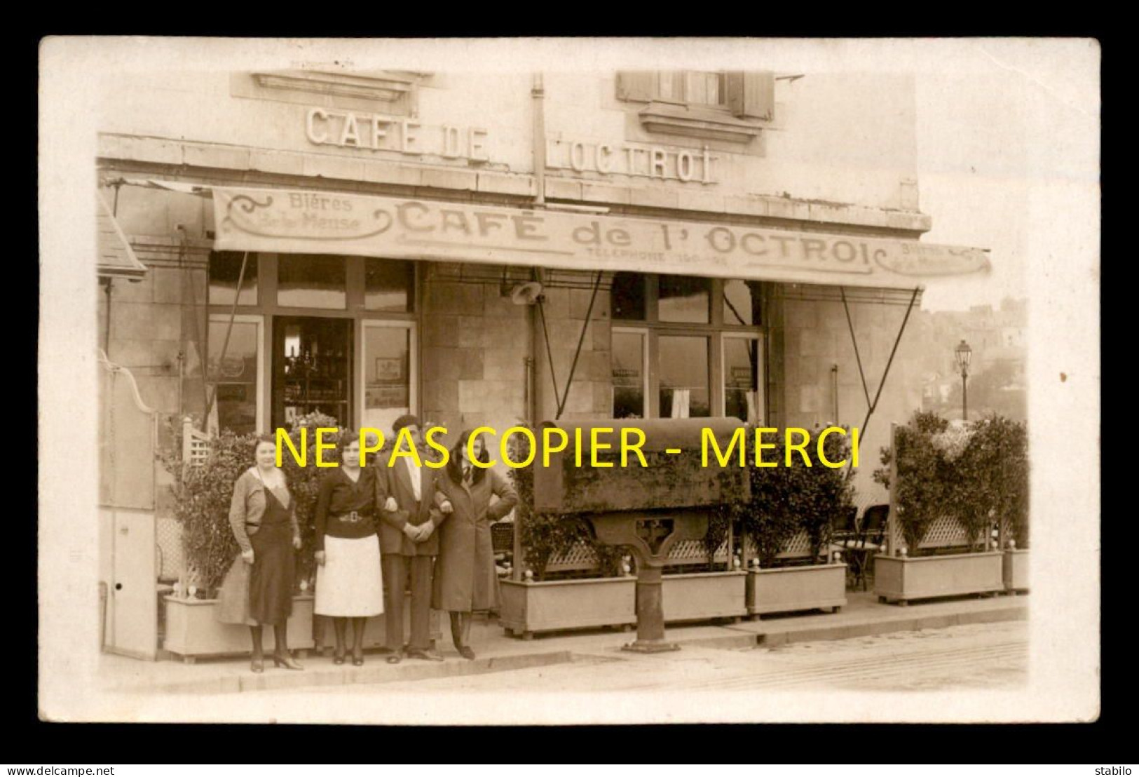 44 - NANTES - PLACE DE LA ROCHELLE - QUARTIER PIRMIL - CAFE DE L'OCTROI - CARTE PHOTO ORIGINALE - Nantes