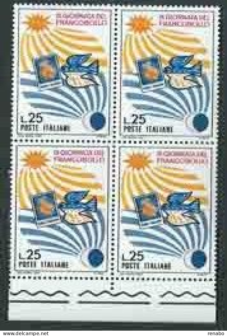 Italia, Italy, Italien, Italie 1967; Colombo, Dove, Tiene Un Francobollo Col Becco, Holds A Postage Stamp Wit Its Beak - Columbiformes